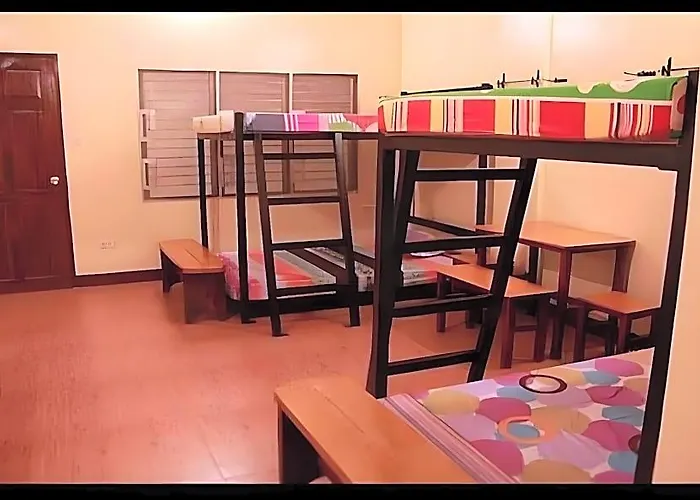 Oyo 916 Angel's Boardrooms 2*